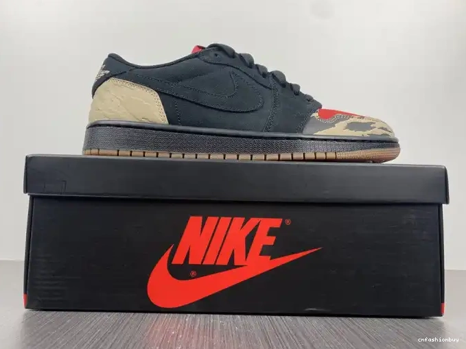 x SoleFly 1 Jordan DN3400-001 Air Carnivore Low 0520